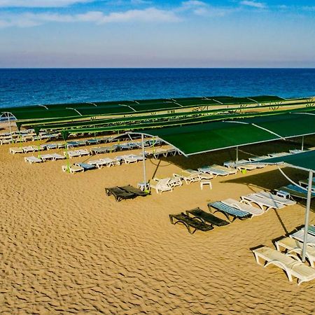 Throne Beach Resort & Spa Side Buitenkant foto