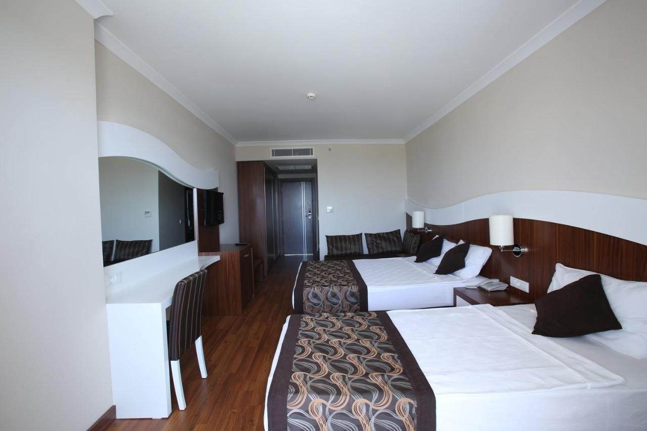 Throne Beach Resort & Spa Side Buitenkant foto