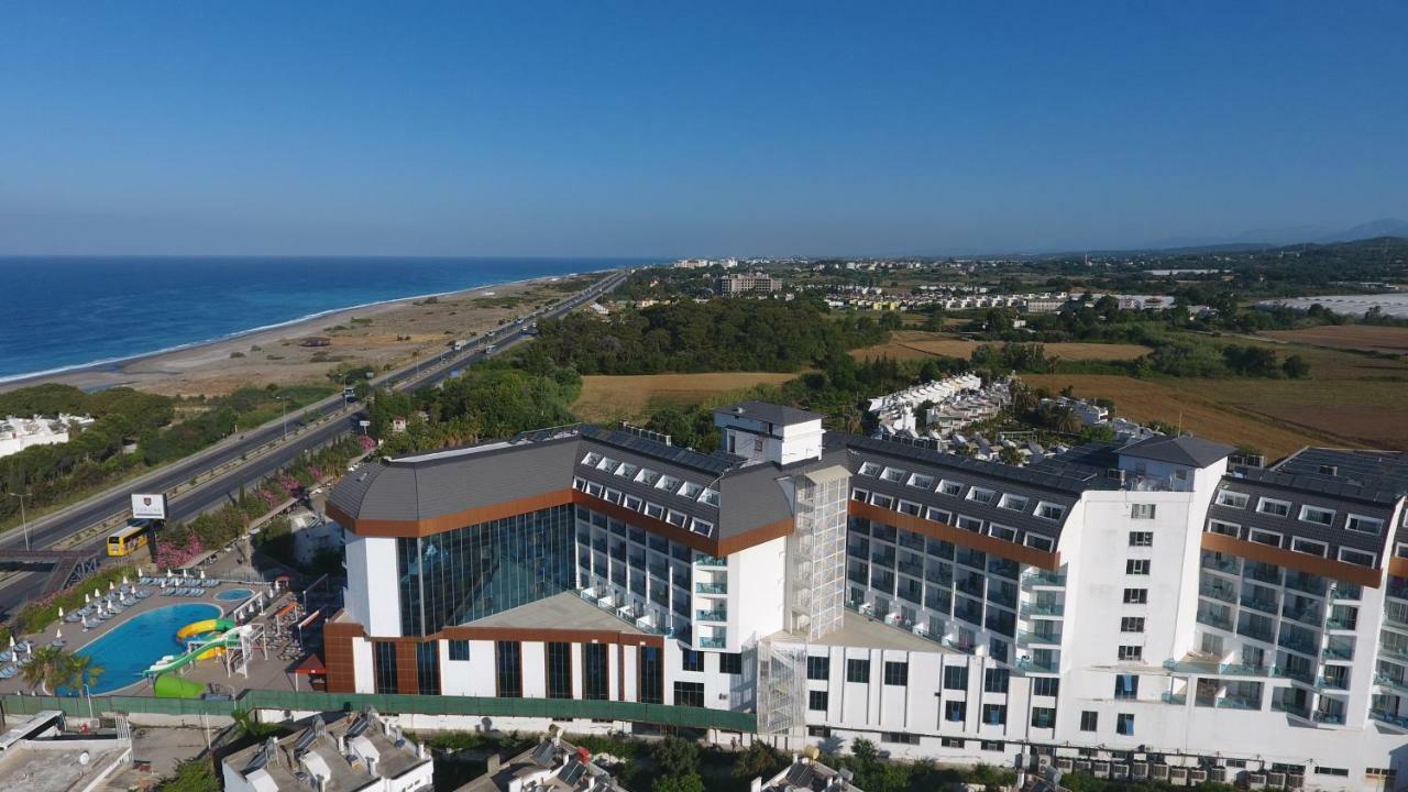 Throne Beach Resort & Spa Side Buitenkant foto
