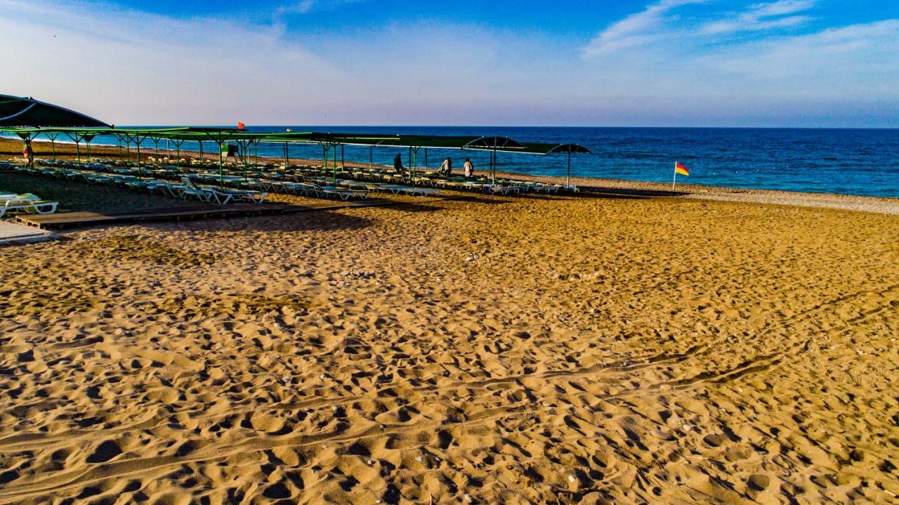 Throne Beach Resort & Spa Side Buitenkant foto