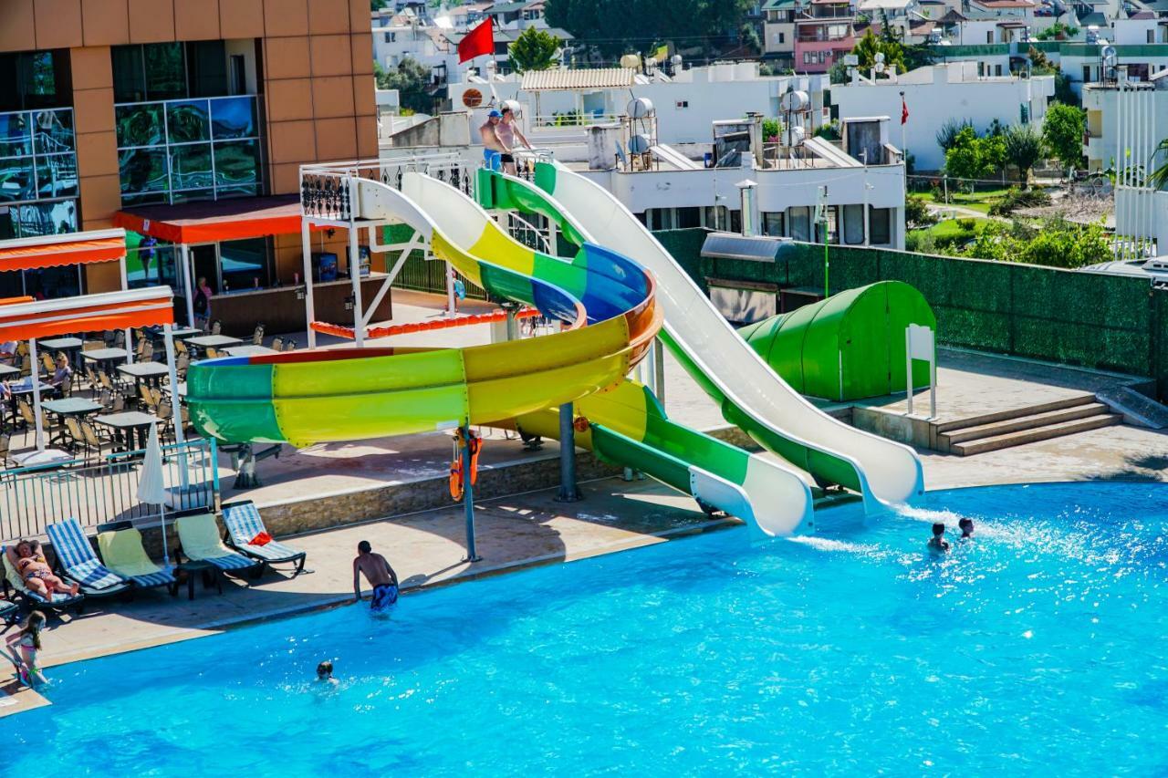 Throne Beach Resort & Spa Side Buitenkant foto