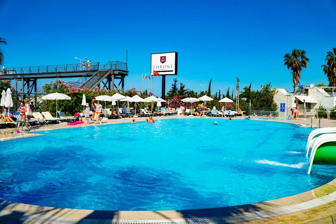 Throne Beach Resort & Spa Side Buitenkant foto