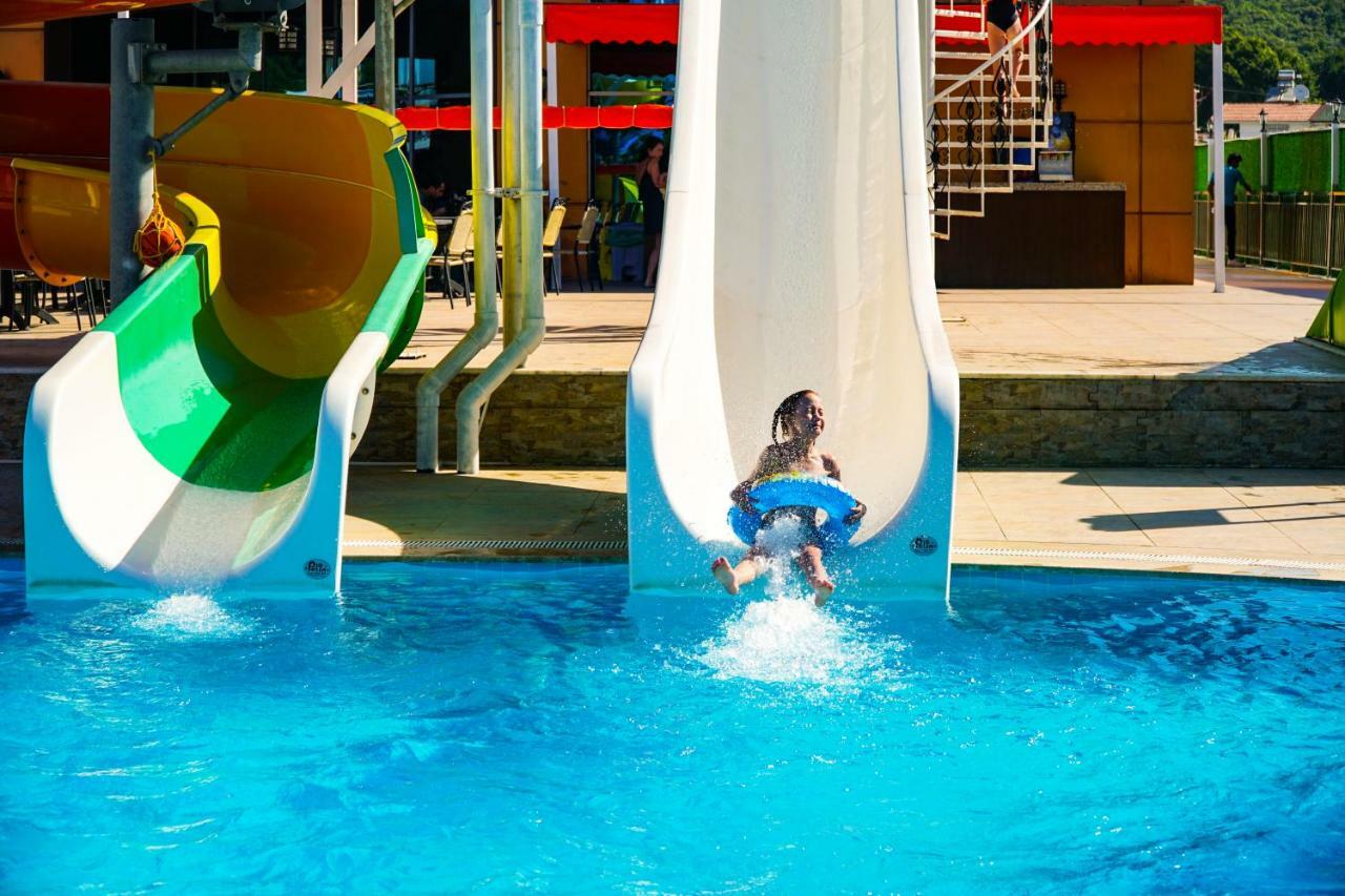 Throne Beach Resort & Spa Side Buitenkant foto