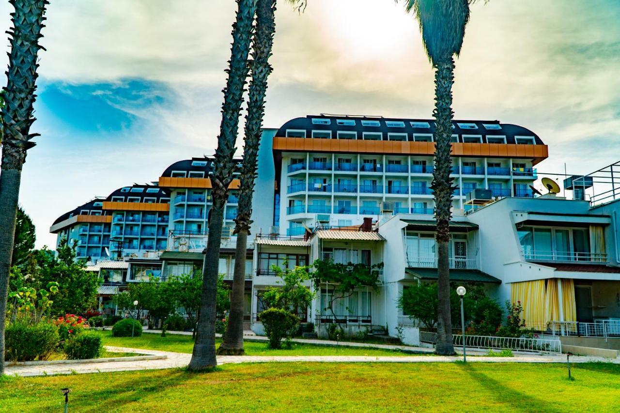 Throne Beach Resort & Spa Side Buitenkant foto