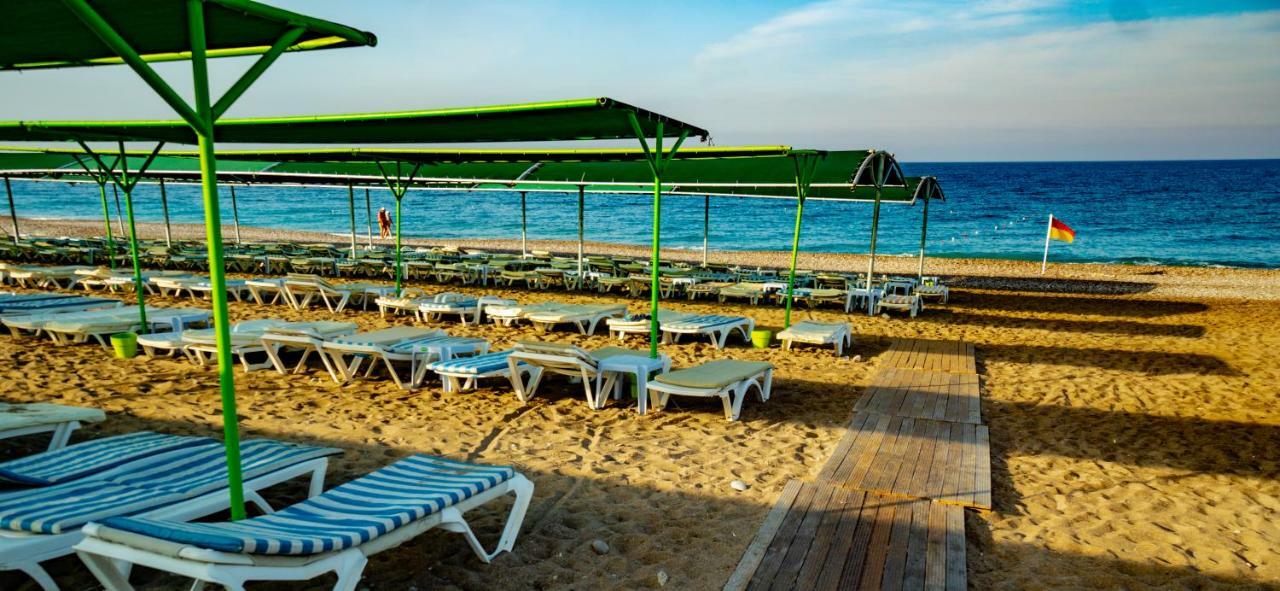 Throne Beach Resort & Spa Side Buitenkant foto
